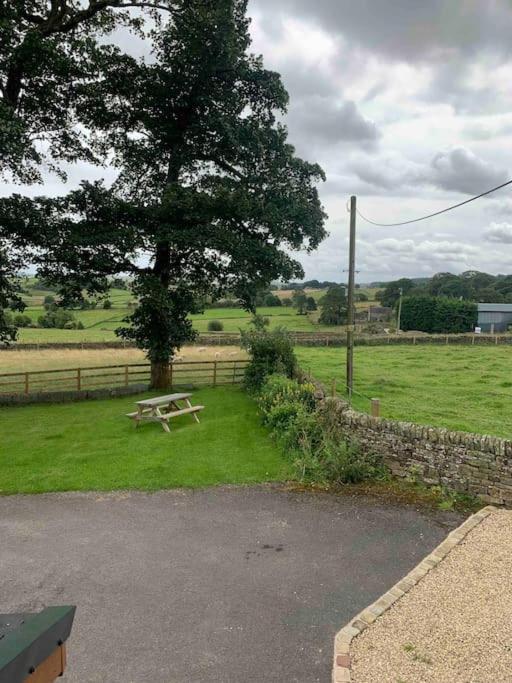 Ivy House Villa Longnor  Bagian luar foto